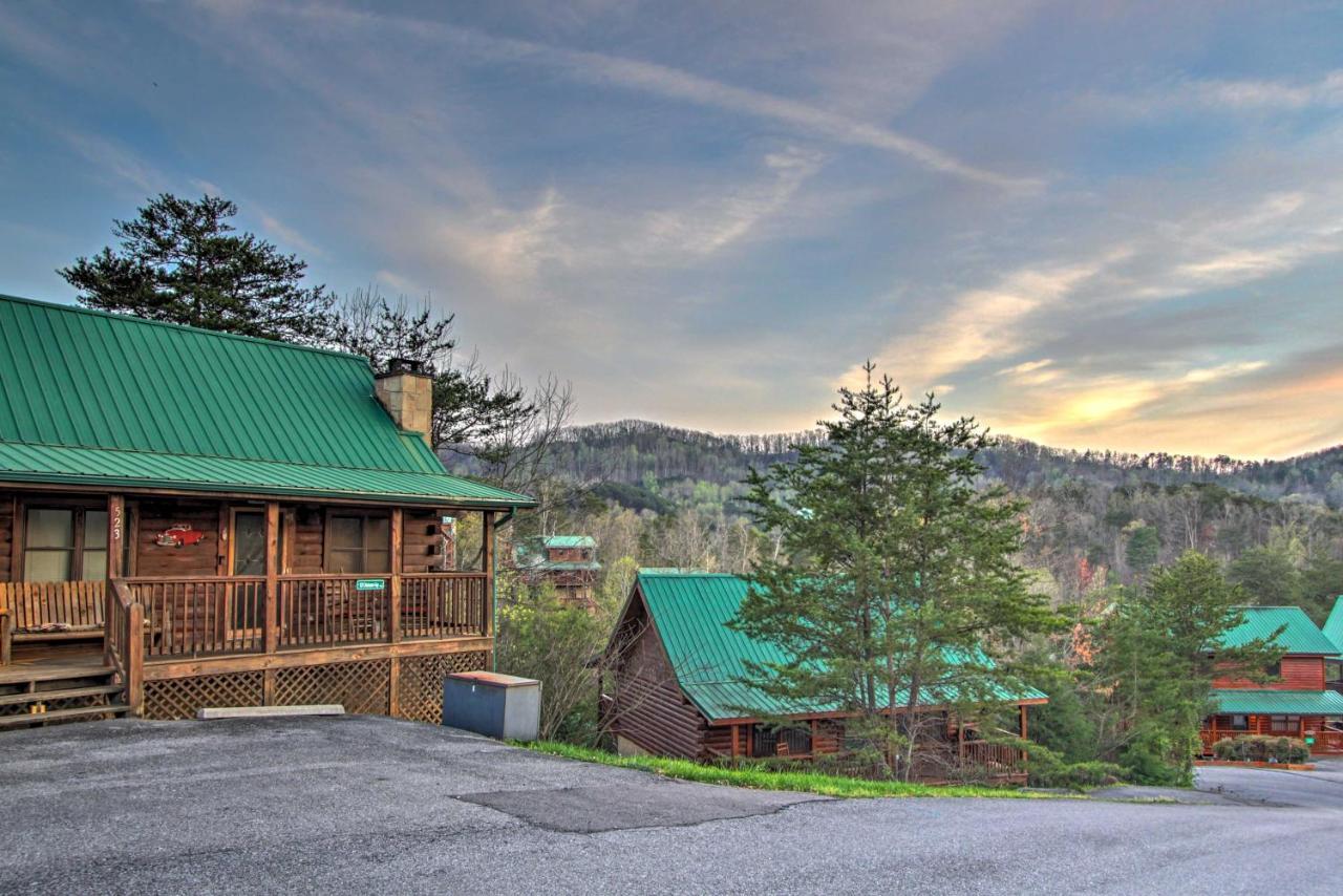 Pigeon Forge Cabin With Hot Tub And Mountain Views! Zewnętrze zdjęcie